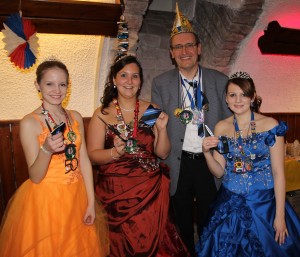 Drei Prinzessinnen teilten sich die Krawatte des Bürgermeisters