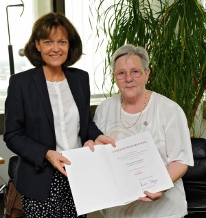 Verleihung der Ehrennadel des Landes Rheinland-Pfalz an Elisabeth Ruf