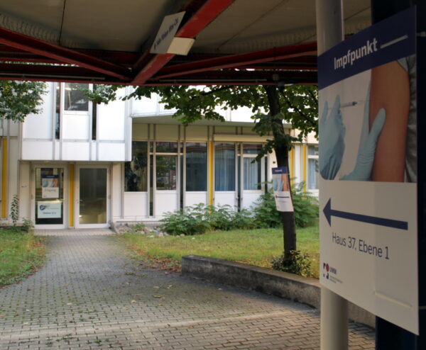 Mannheim – Impfpunkt im Universitätsklinikum Mannheim: Ohne Termin: Impfen in der Mittagspause