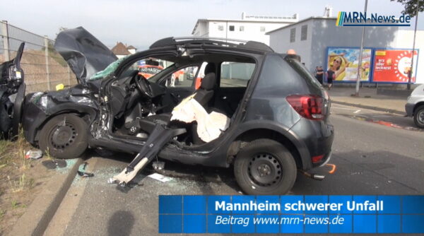 Mannheim – Nachtrag Blaulicht – Schwerer Unfall – Hund stirbt am Unfallort – Rettungshubschrauber, Feuerwehr, Polizei, Tierrettung im Einsatz –