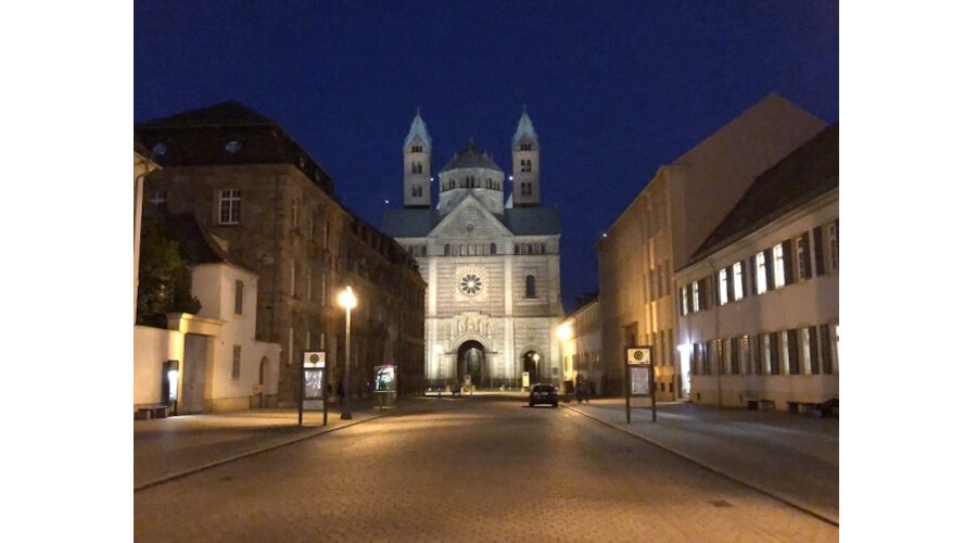Speyer – Außenbeleuchtung öffentlicher Gebäude von Oktober bis Ostern eingeschaltet