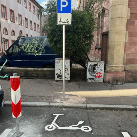 “Die Heidelberger” sind erfreut: “Unsere Forderung wird umgesetzt, nämlich Abstellflächen für Leih-E-Scooter”