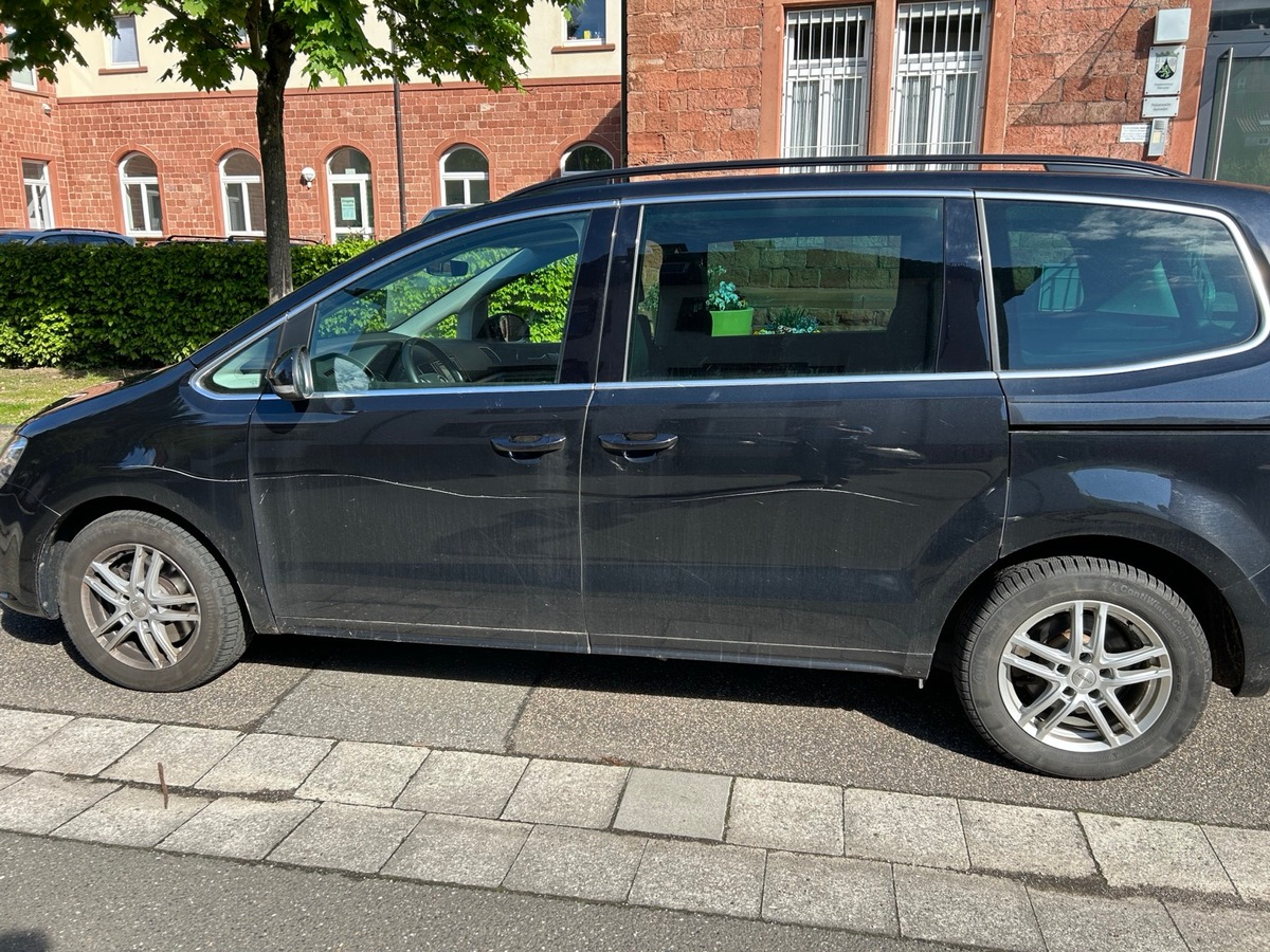 Landkreis Südliche Weinstraße – VW Sharan auf Netto-Parkplatz in Annweiler zerkratzt