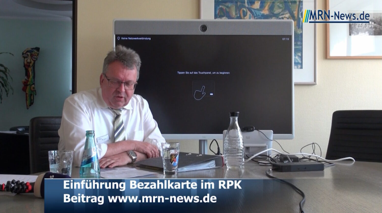 Rhein-Pfalz-Kreis – VIDEO NACHTRAG – Landrat Clemens Körner erläutert die Einführung der Bezahlkarte für Flüchtlinge