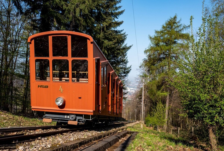 Heidelberg – Obere Bergbahn wieder Betrieb