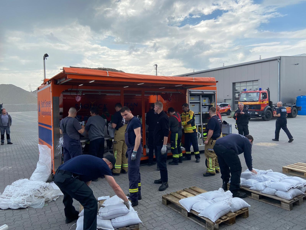 Speyer – Feuerwehr unterstützt bei Unwettereinsätzen in Wörth und Saarbrücken