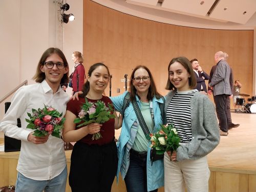 Mannheim – Studierende der Staatlichen Hochschule für Musik und Darstellende Kunst Mannheim  gewinnen den 2. Preis beim Hochschulwettbewerb Musikpädagogik in Hamburg