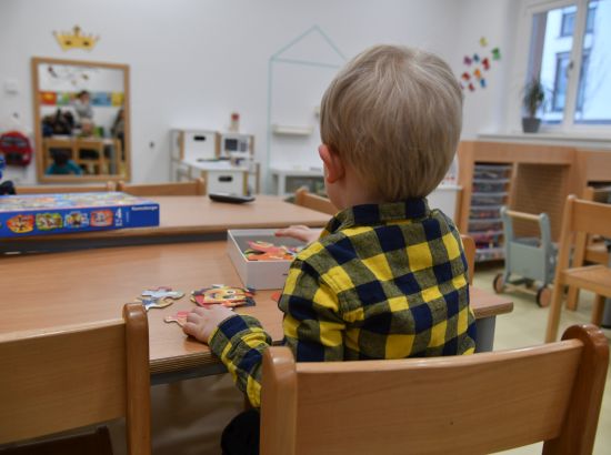 Kinderbetreuung: Heidelberg muss als wachsende Stadt weiterhin Plätze ausbauen – Bedarfsplanung mit weiter hoher Versorgungsquote – Fachkräftegewinnung als große Herausforderung