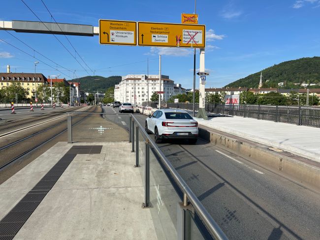 Heidelbergs Montpellierbrücke: Die nächsten zwei großen Bauabschnitte stehen an – Straßenbahn wird ab 3. Juni umgeleitet – Fahrbahn stadteinwärts in Sommerferien gesperrt